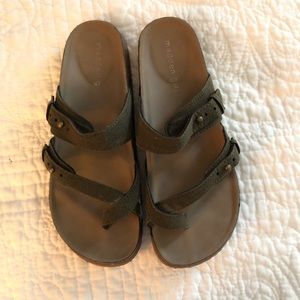 Madden Girl Olive Sandal